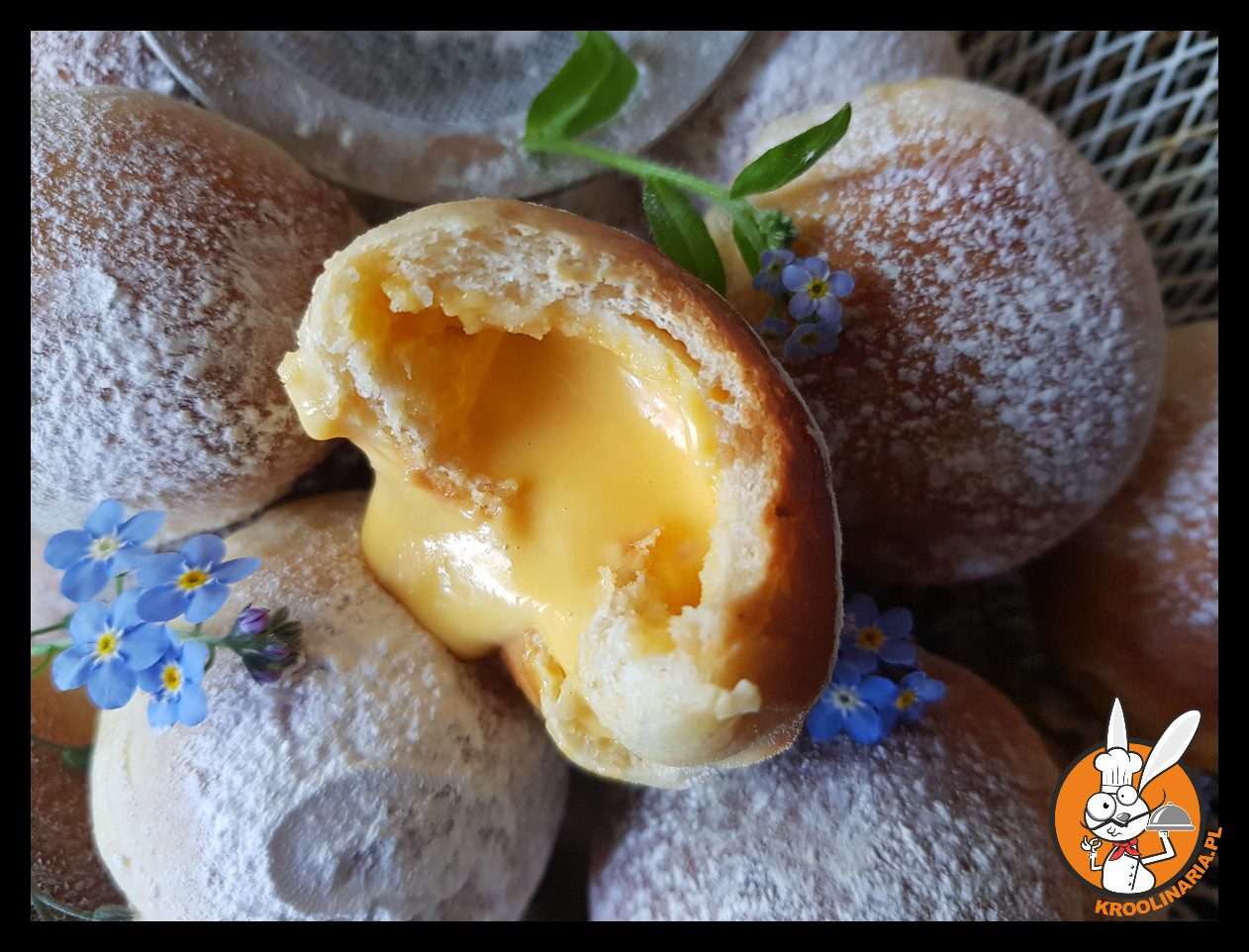 Bułeczki z brzoswkiniowym curdem