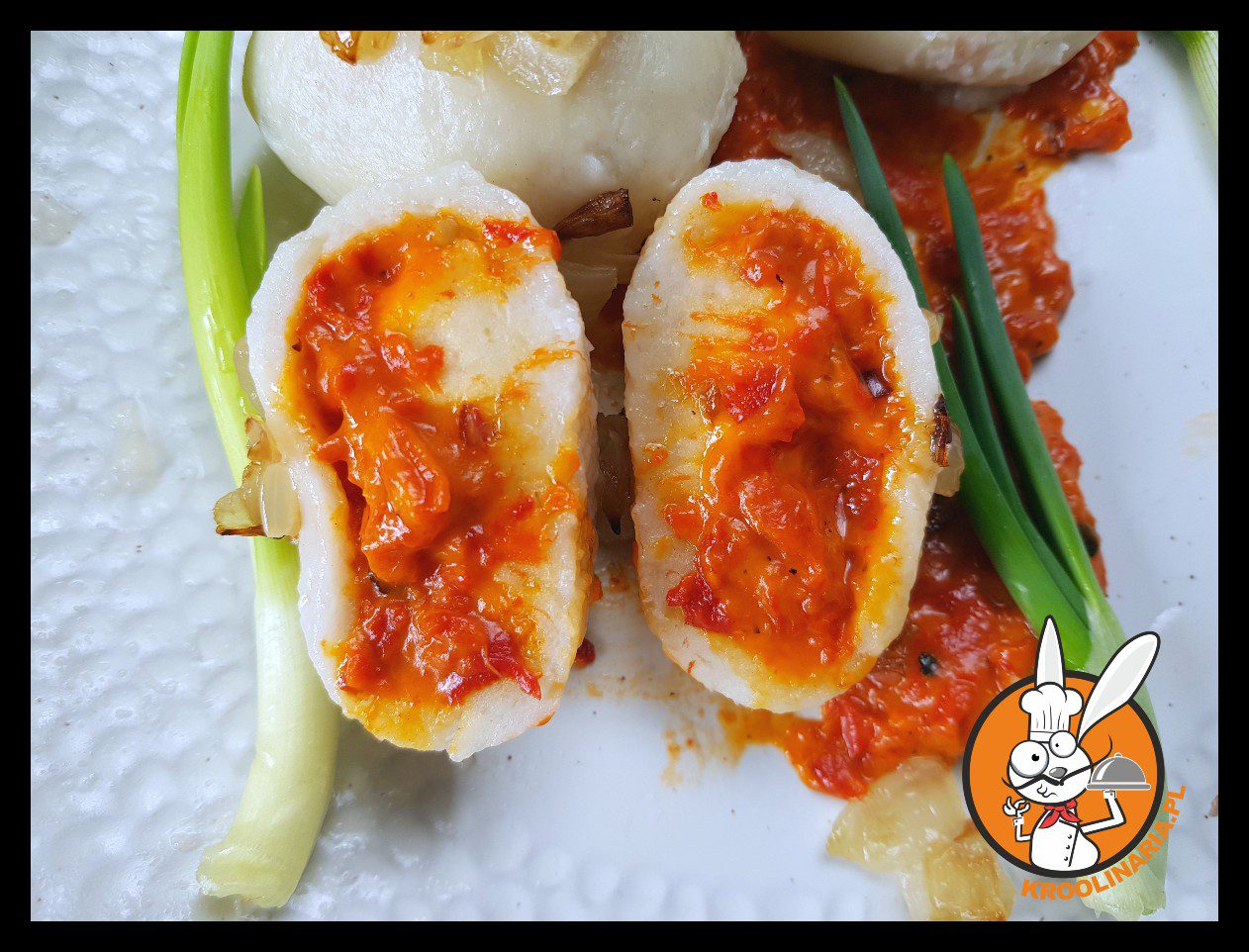 Knedle ziemniaczane z ajvarem