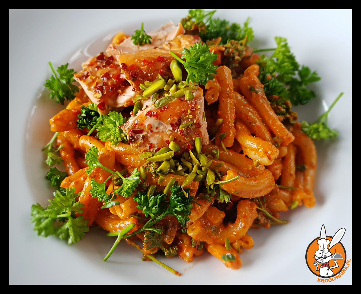 Makaron z pesto z pieczonej papryki