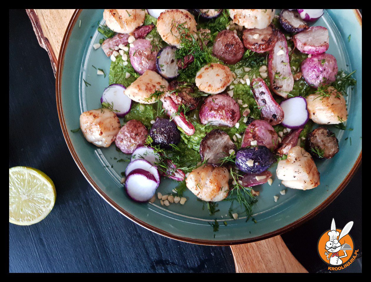 Przegrzebki z pieczoną rzodkiewką