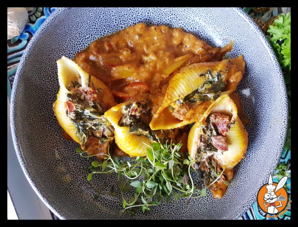 makaron nadziewany suszonymi pomidorami 