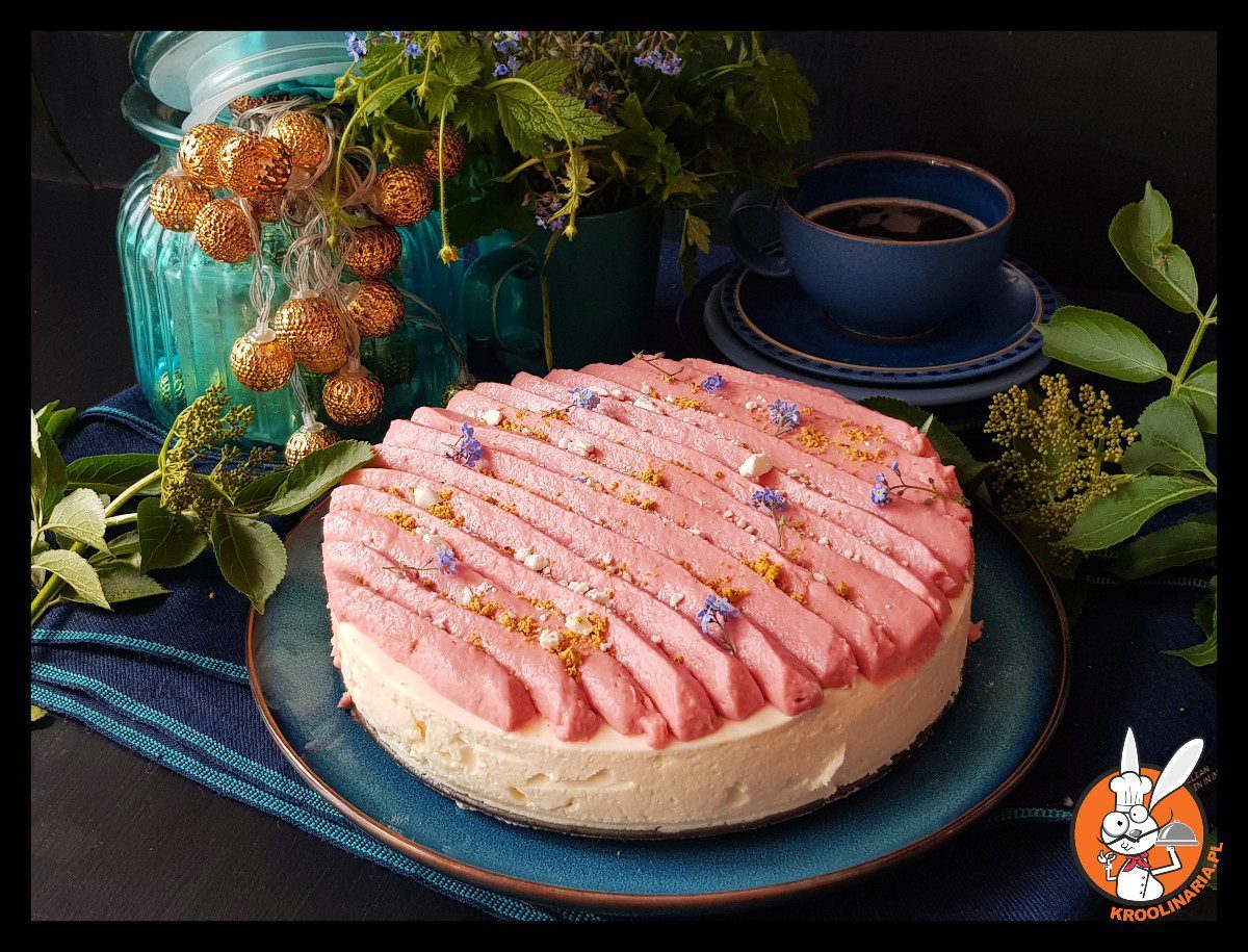 ciasto z rabarbarowym musem