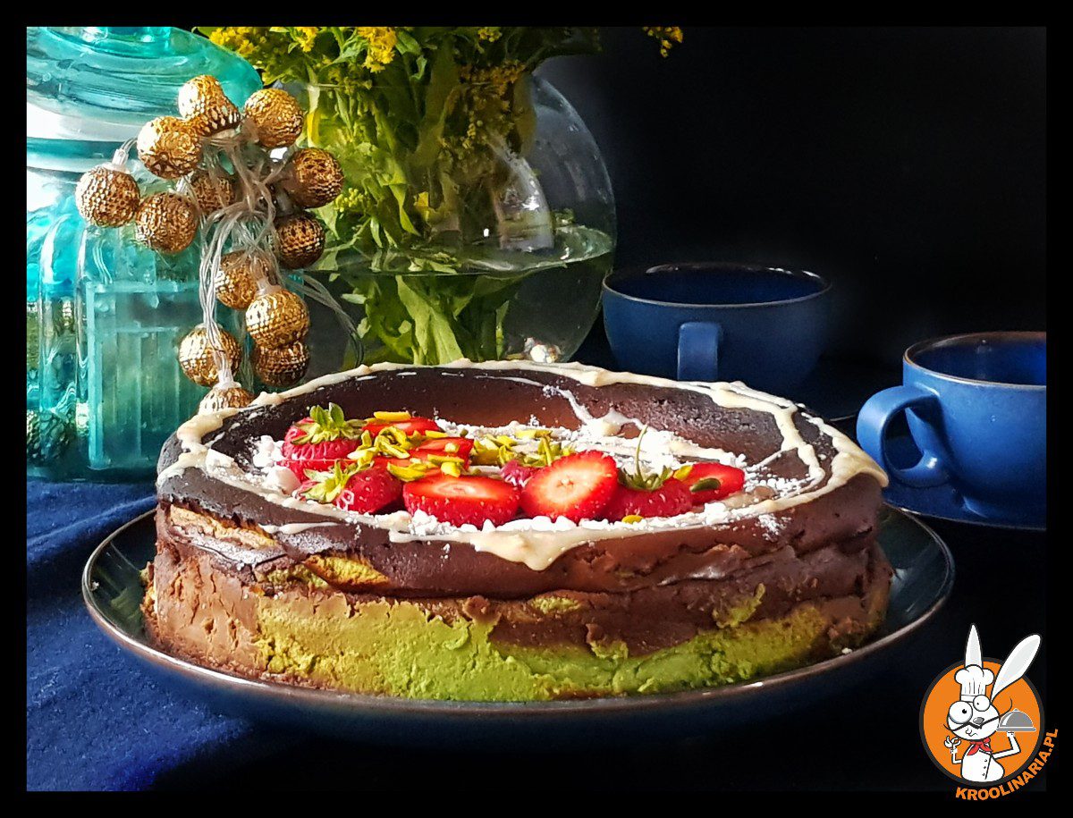 pistacjowy sernik baskijski