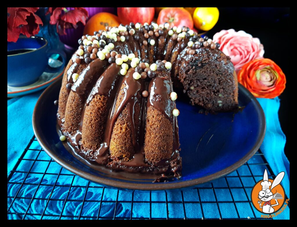 ciasto z czekoladowa polewą 
