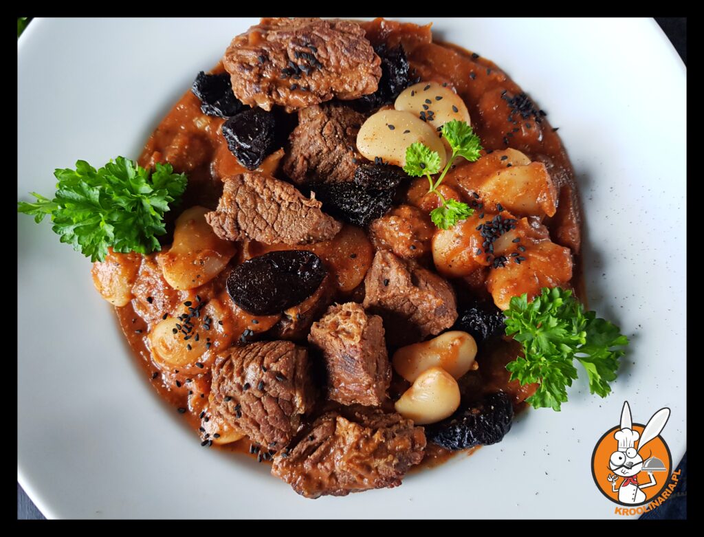 fasola ze śliwkami suszonymi