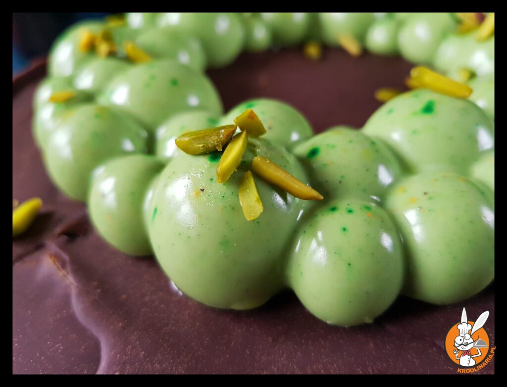 pieczony sernik pistacjowy 