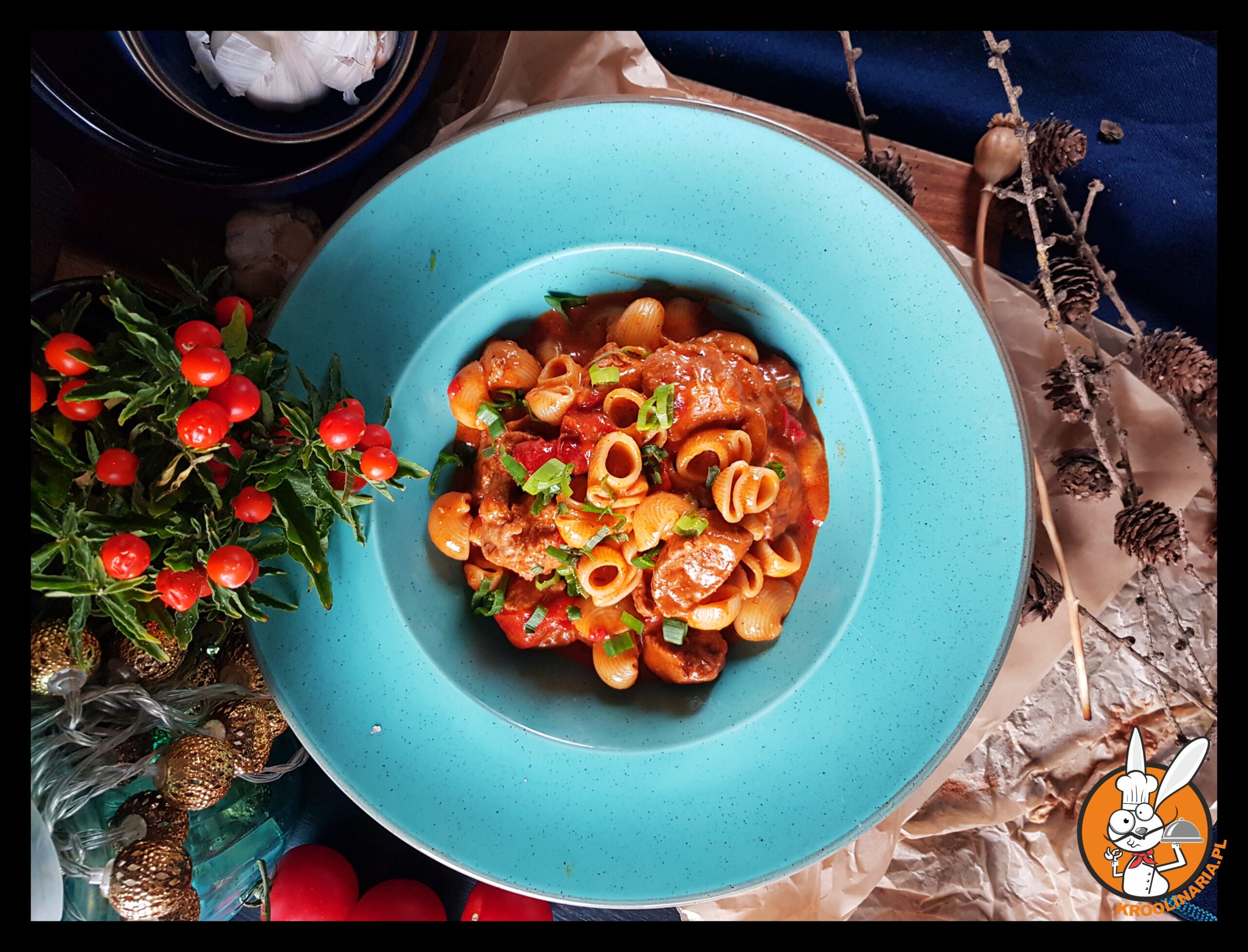 Gulasz wieprzowy z pieczoną papryką i piwem Guinness