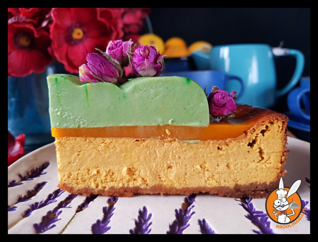 sernik z żelką mango 