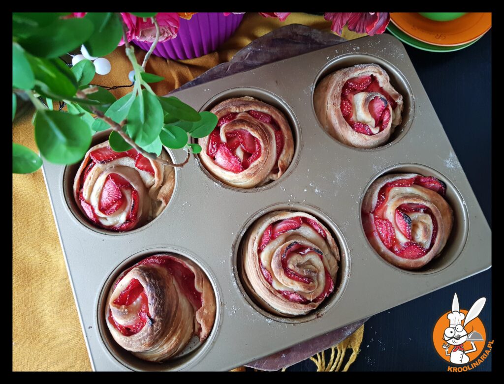 bułeczki półfrancuskie z owocami 