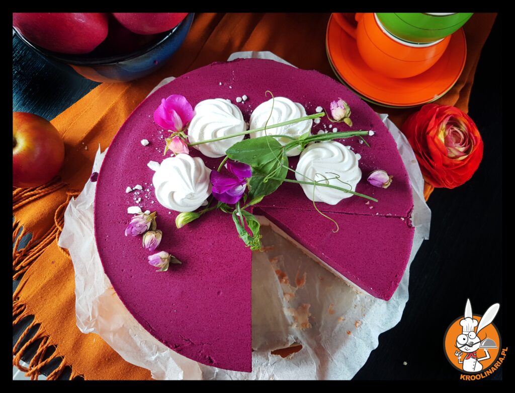 sernik z jagodową pianką