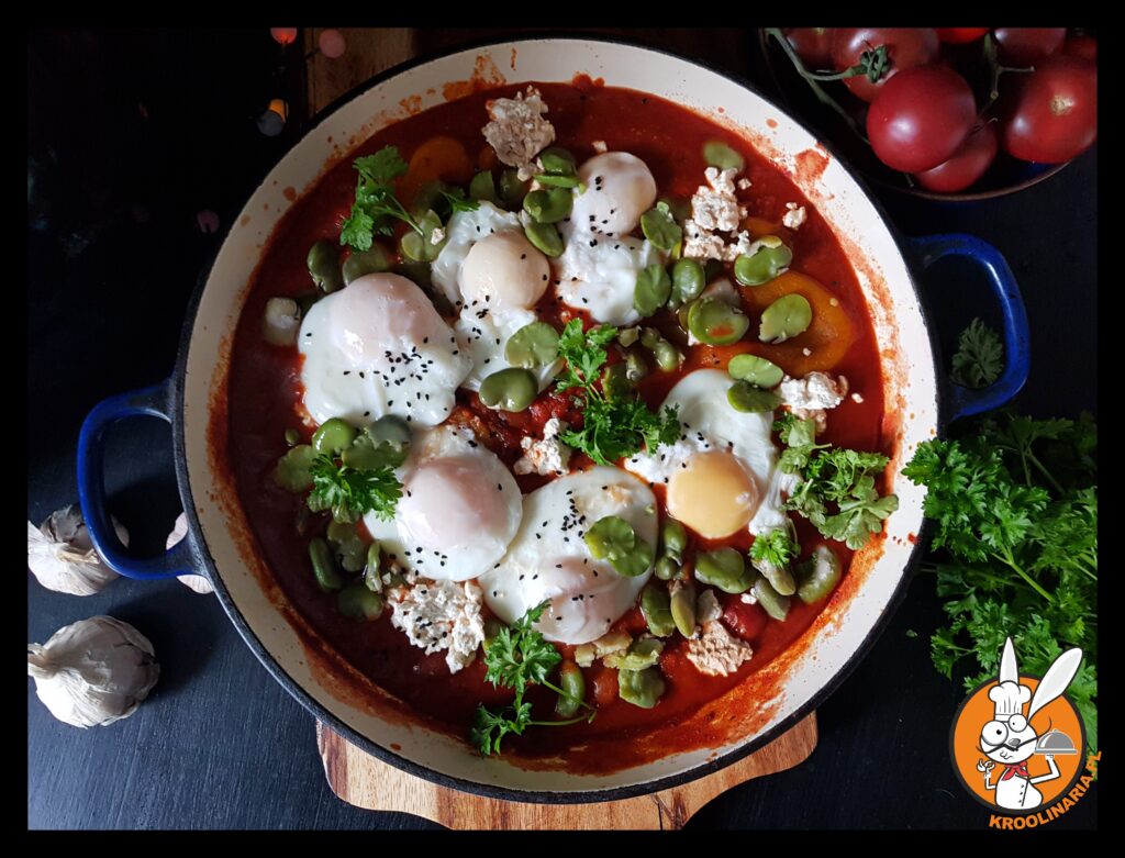 jajka w gęstym sosie 